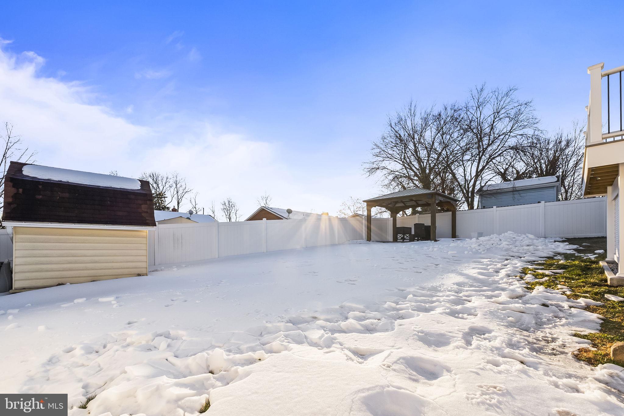 CHARLTON HEIGHTS - Residential