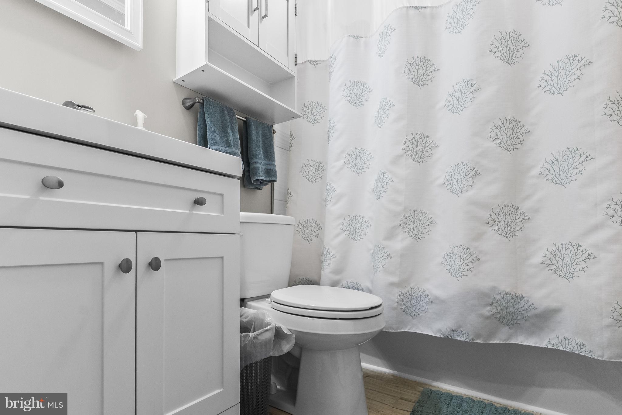 CHARLTON HEIGHTS - Residential