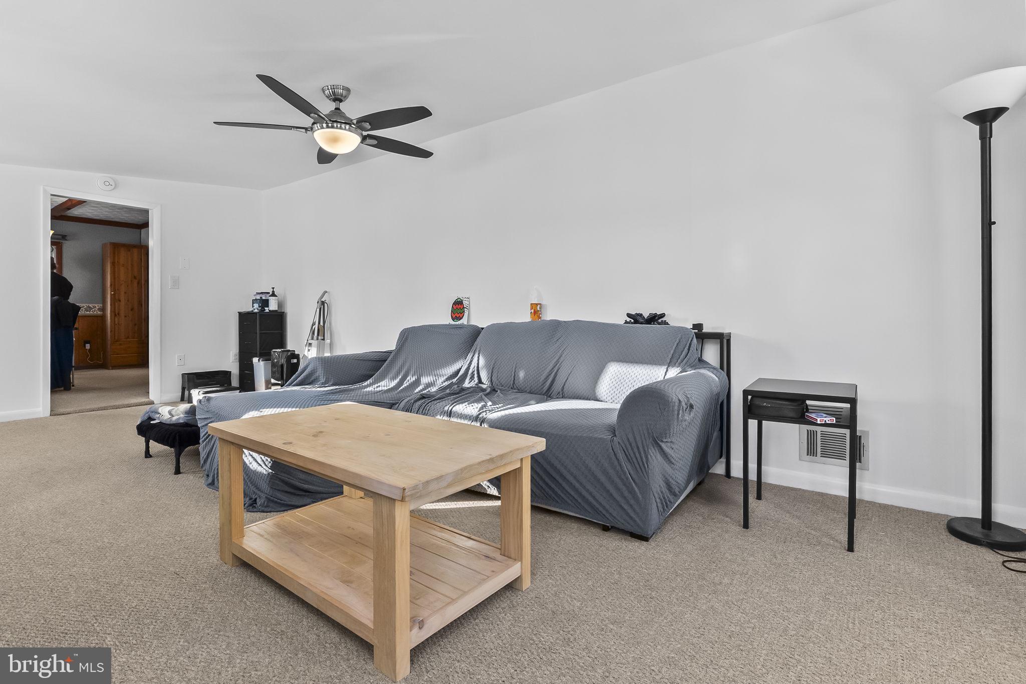 CHARLTON HEIGHTS - Residential