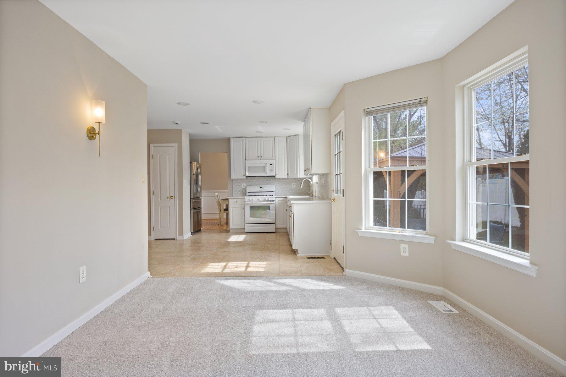 CARNEY/PARKVILLE - Residential