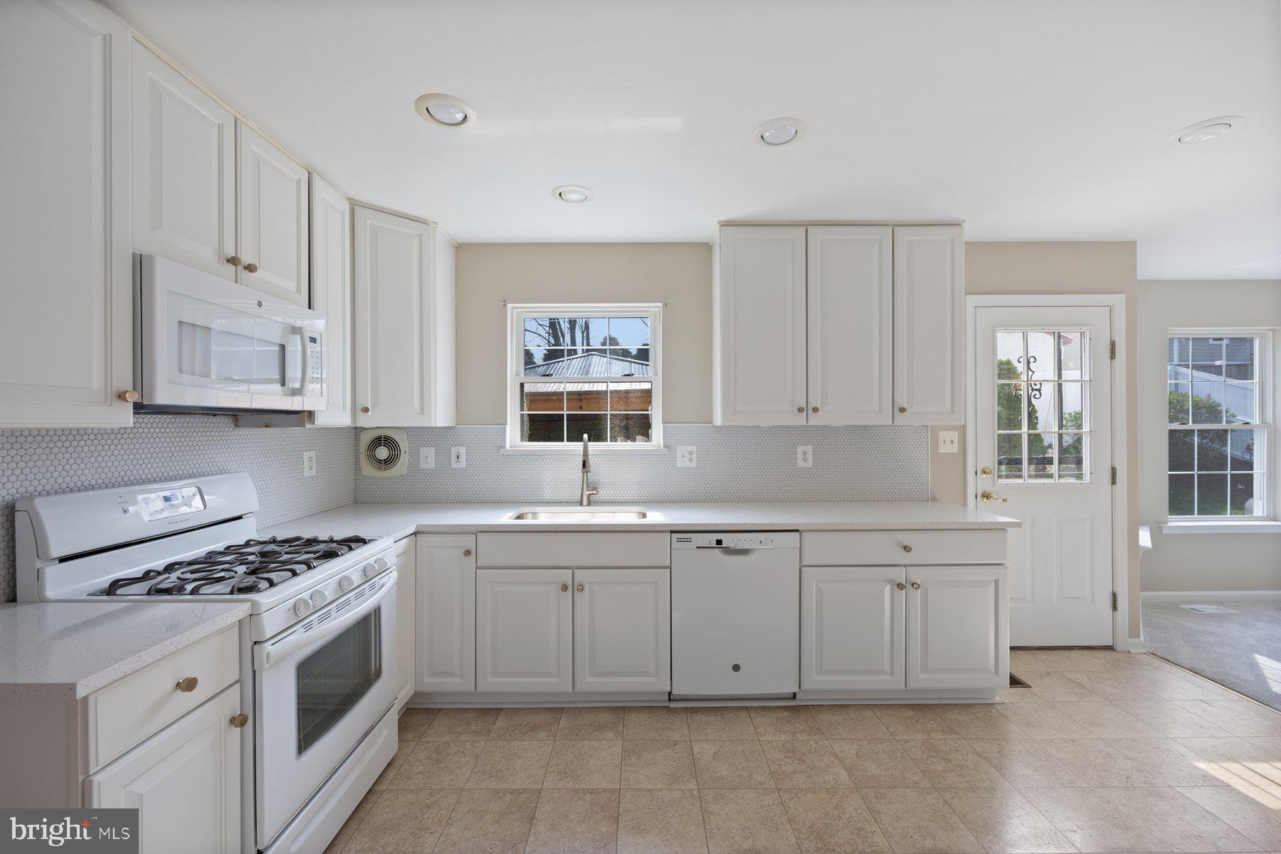 CARNEY/PARKVILLE - Residential