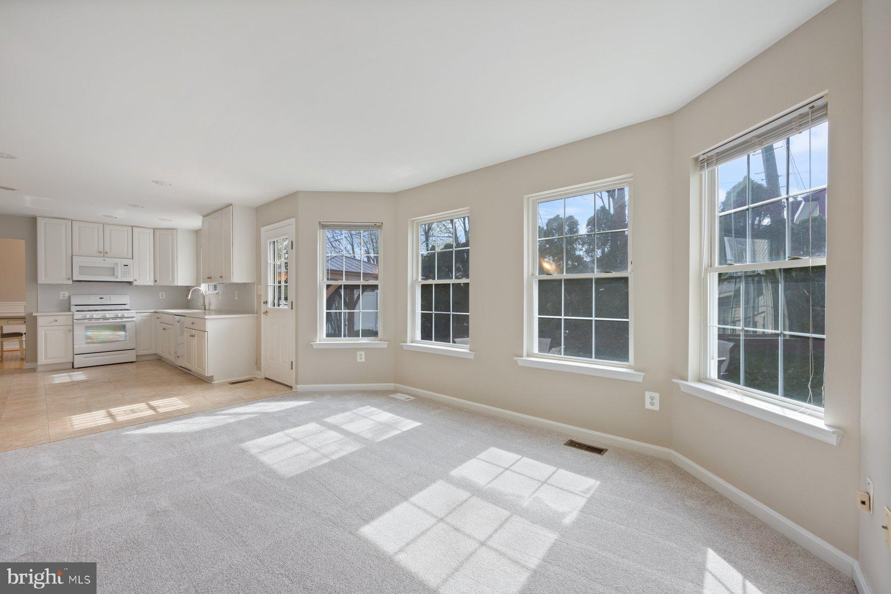 CARNEY/PARKVILLE - Residential