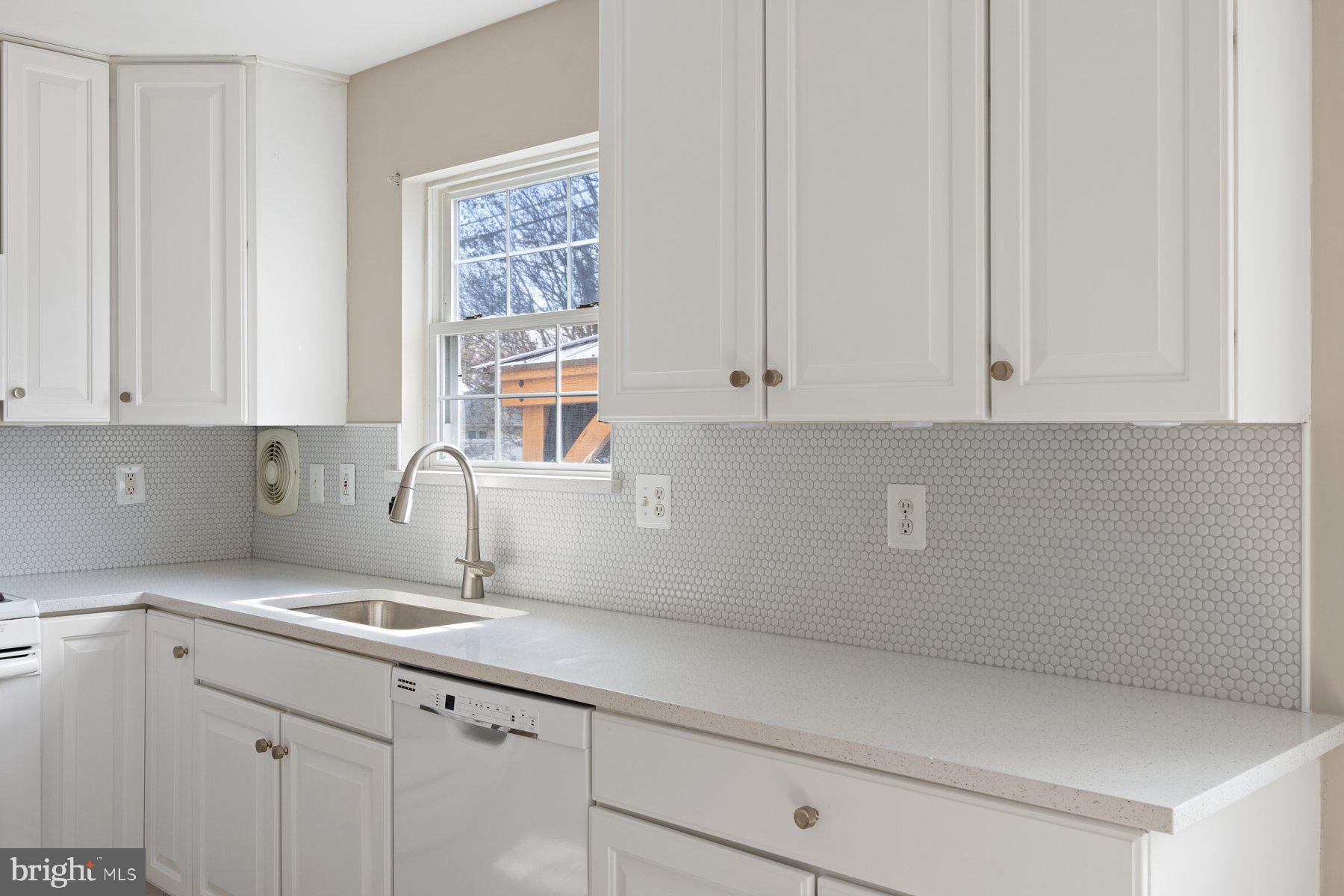 CARNEY/PARKVILLE - Residential