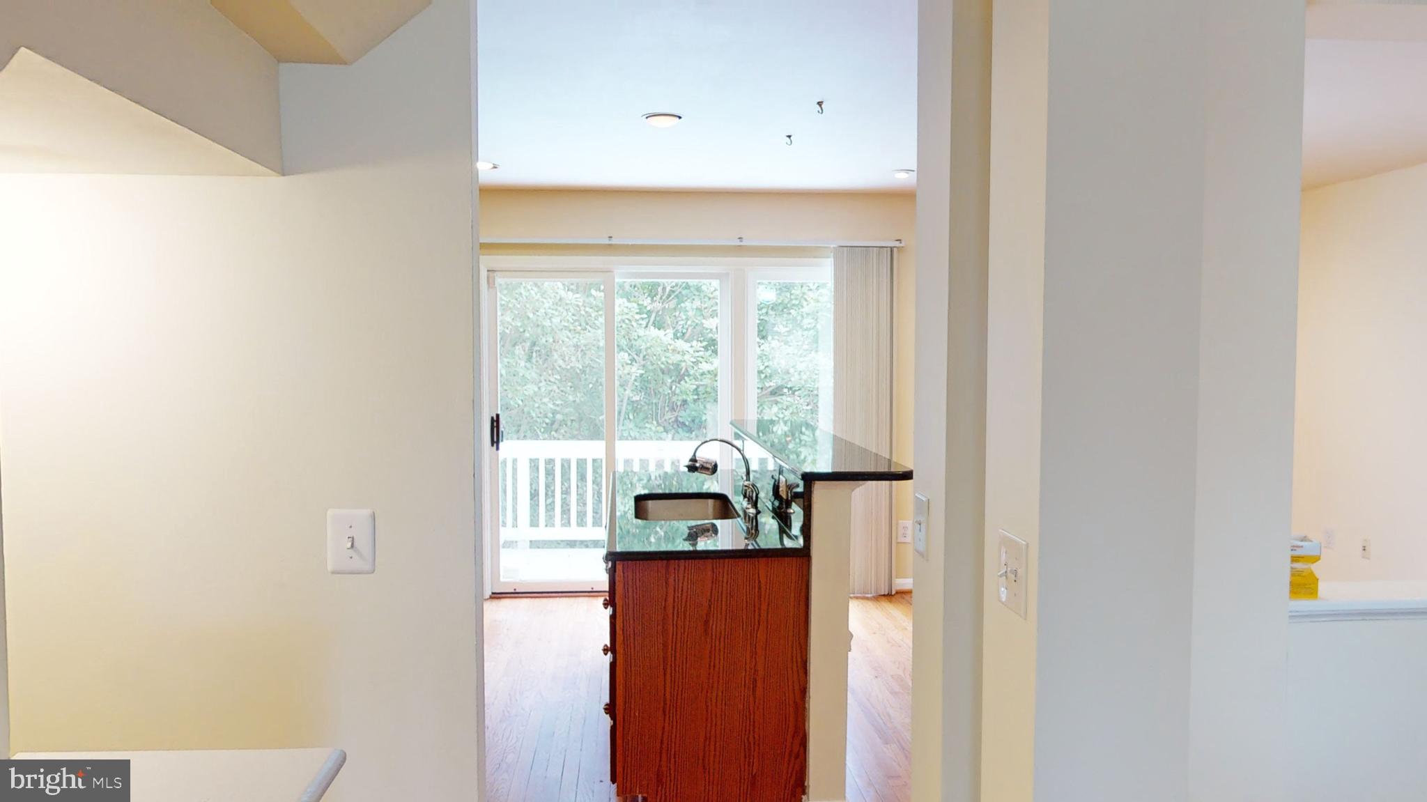 RESTON - Residential Lease