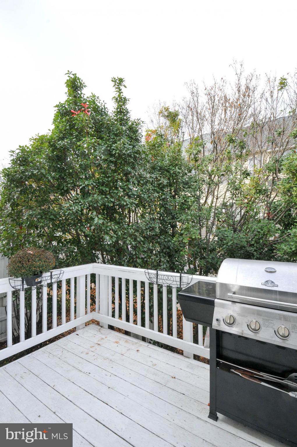 RESTON - Residential Lease