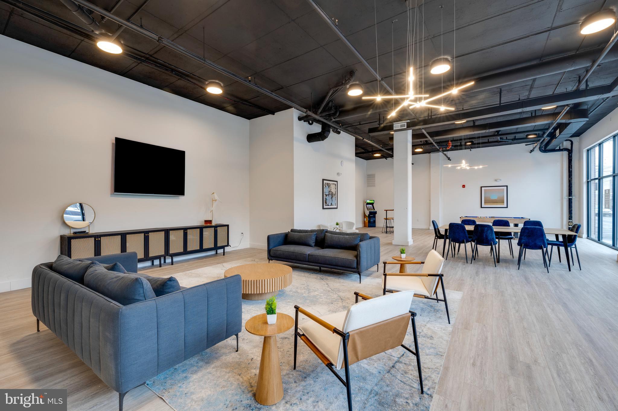 FISHTOWN - Residential Lease