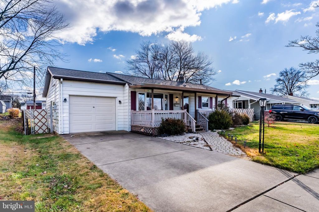 Photo of 16 Nissley Drive, MIDDLETOWN, PA 17057 (MLS # PADA2051982)