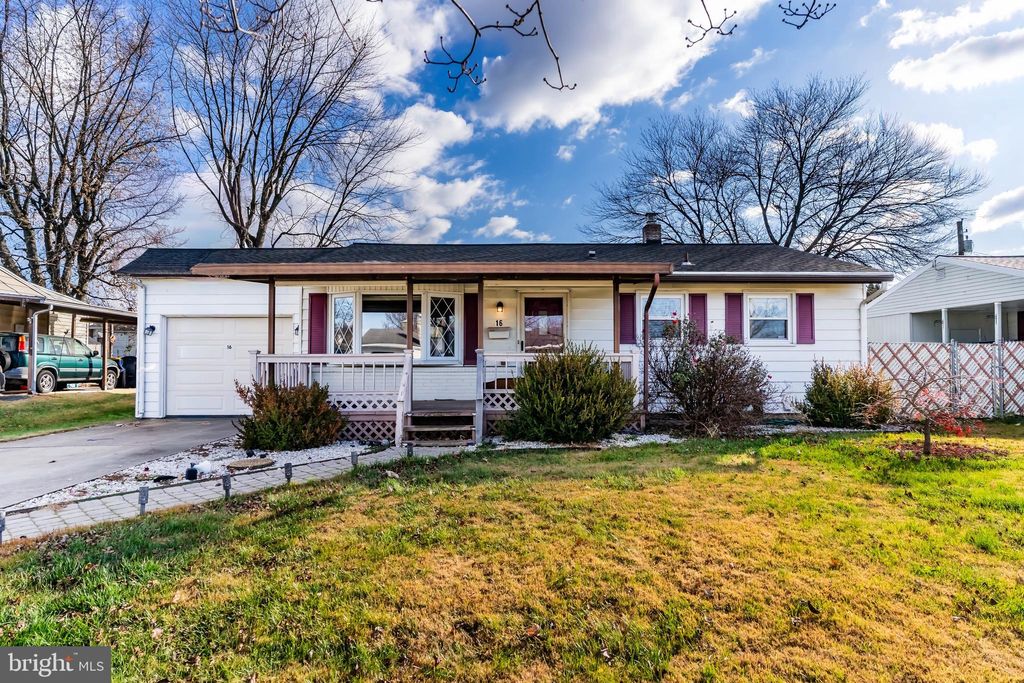 Photo of 16 Nissley Drive, MIDDLETOWN, PA 17057 (MLS # PADA2051982)