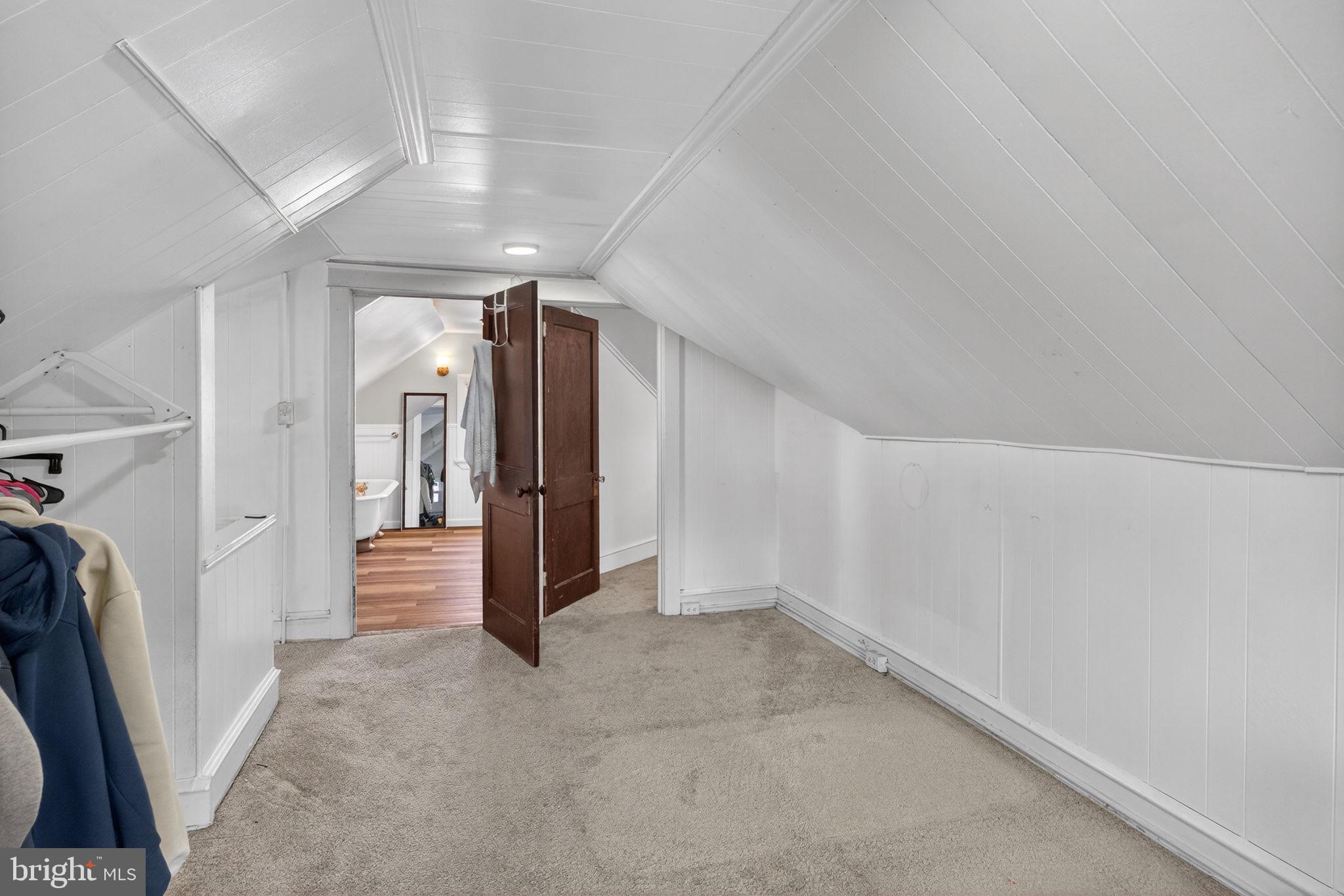 DREXEL PLAZA - Residential