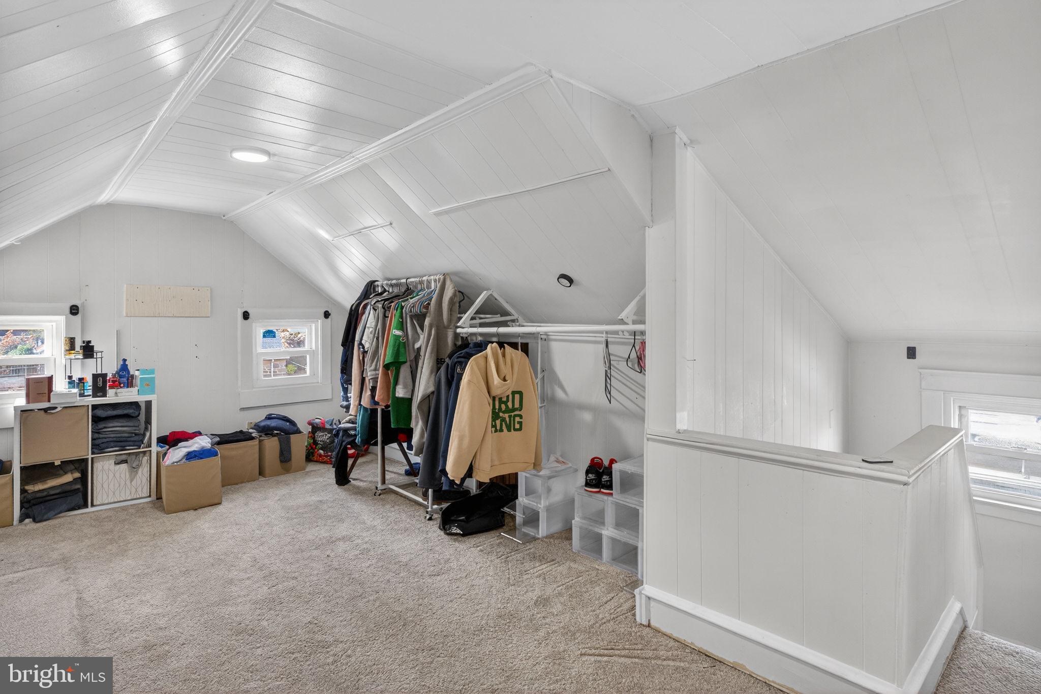 DREXEL PLAZA - Residential