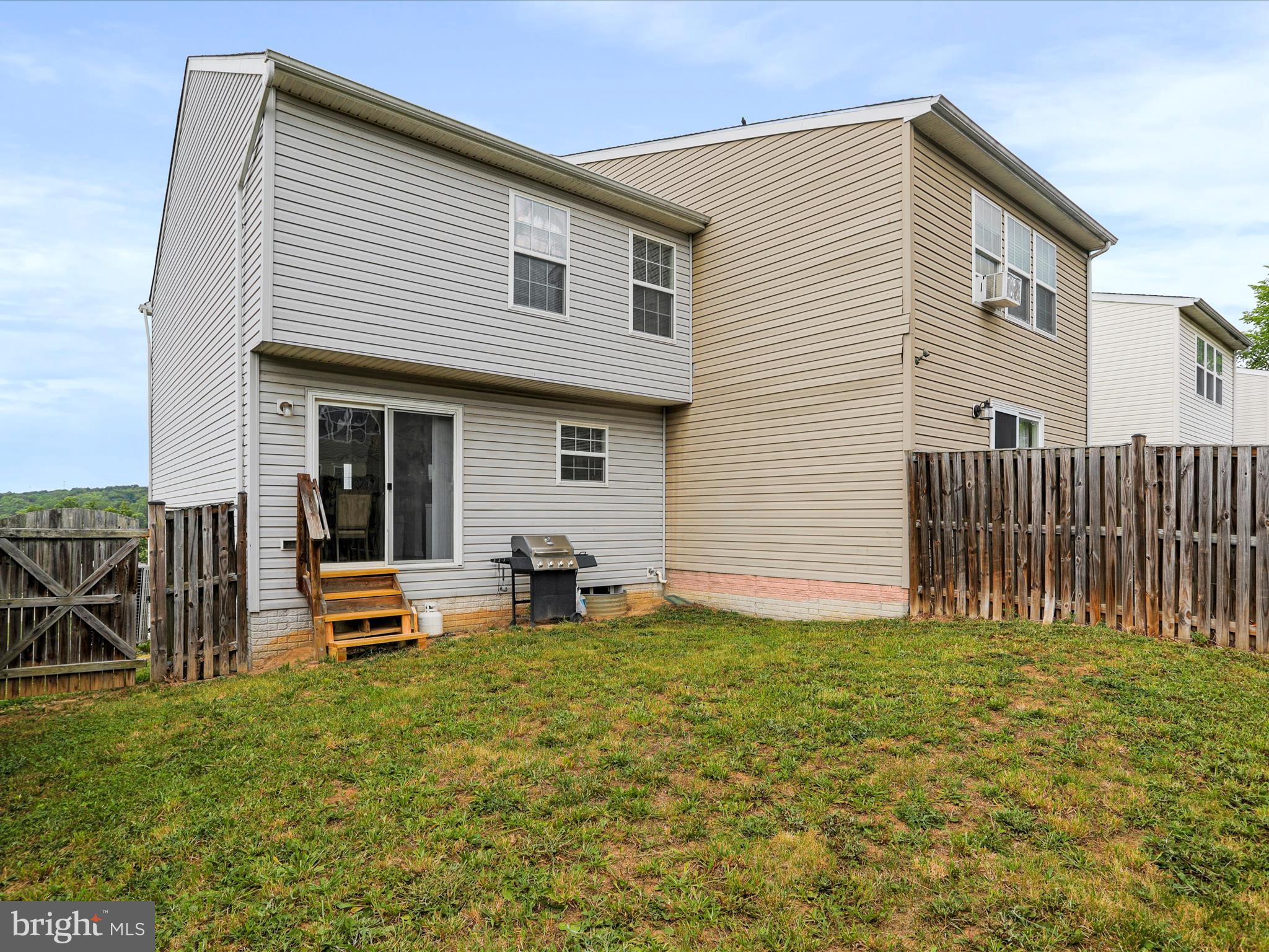 FAIRWAYS WEST - Residential