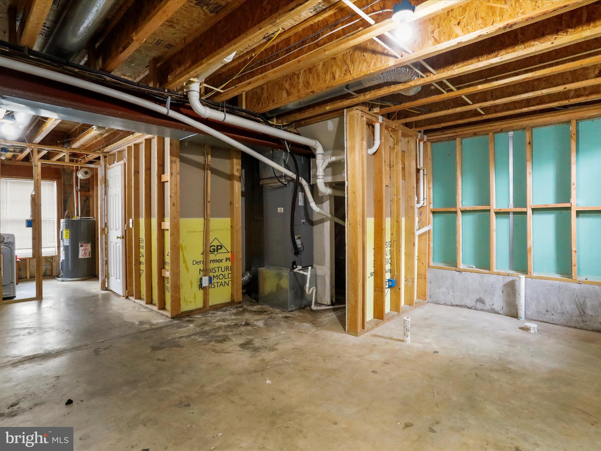 FAIRWAYS WEST - Residential