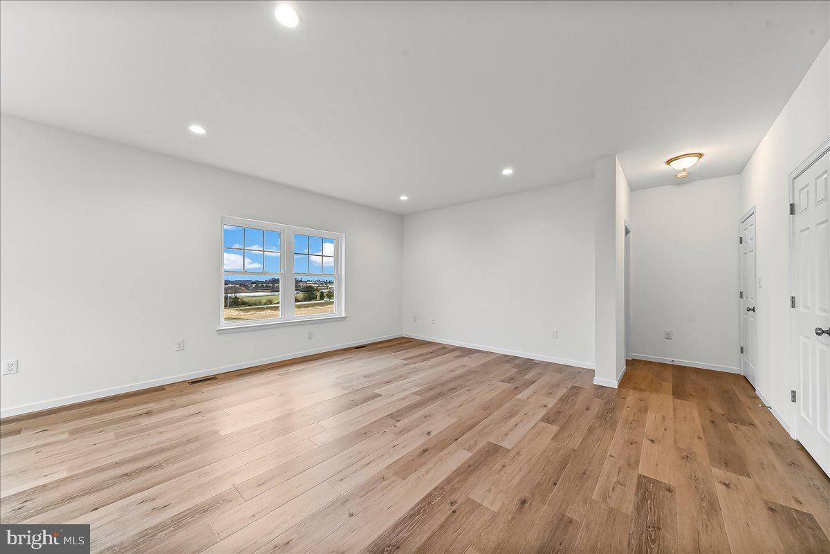 PINE VIEW ESTATES - Residential