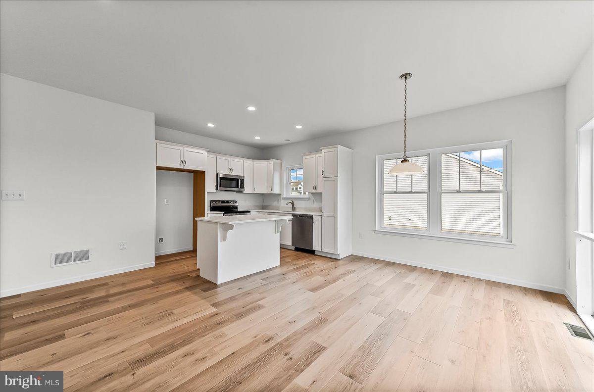 PINE VIEW ESTATES - Residential