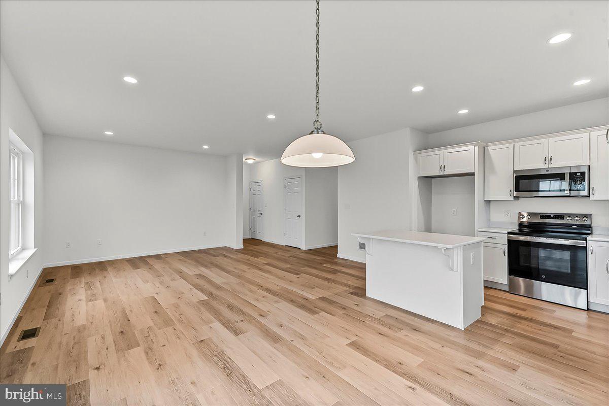 PINE VIEW ESTATES - Residential