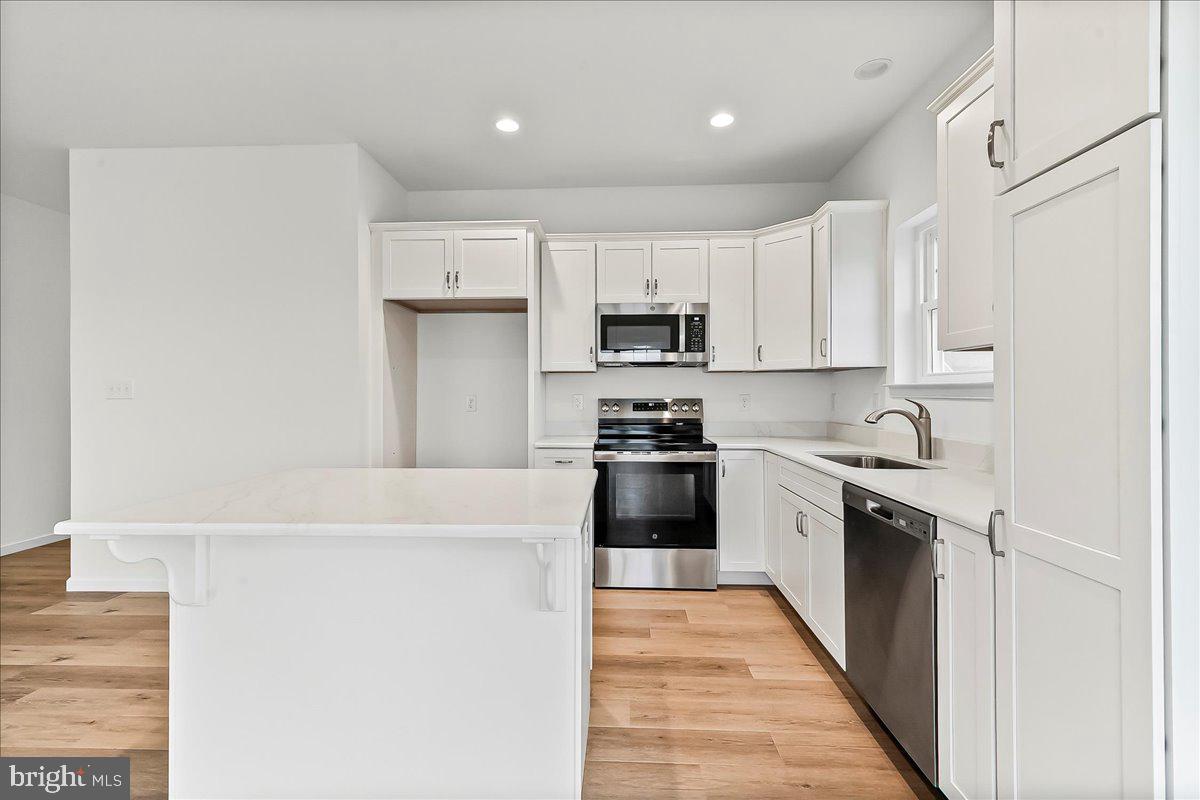 PINE VIEW ESTATES - Residential