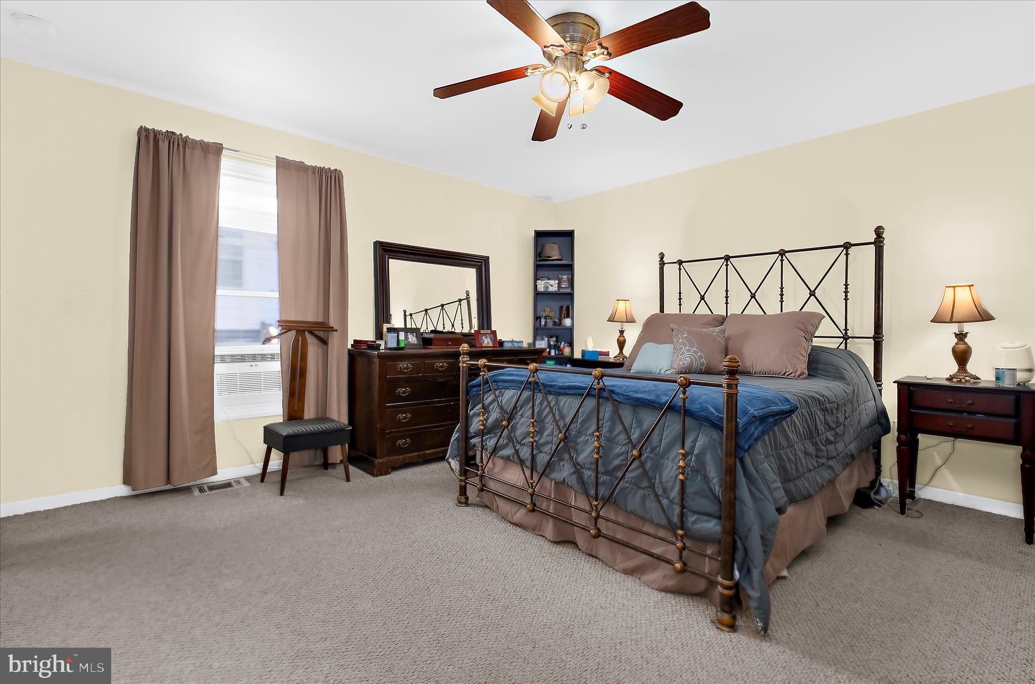 BROOKLYN HEIGHTS - Residential