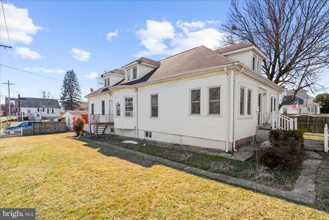 317 DORIS BALTIMORE MD 21225