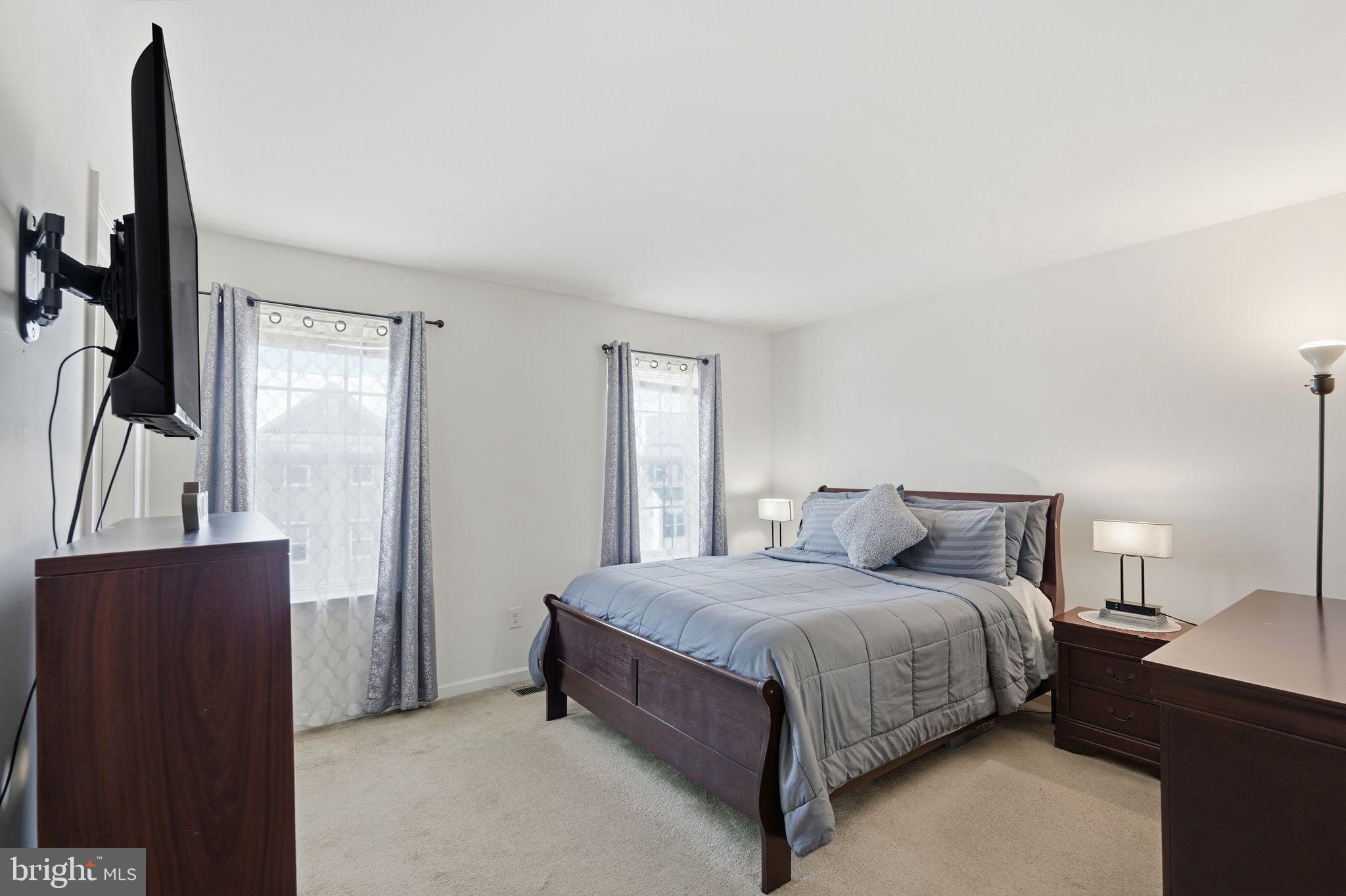 MERCER CT - Residential