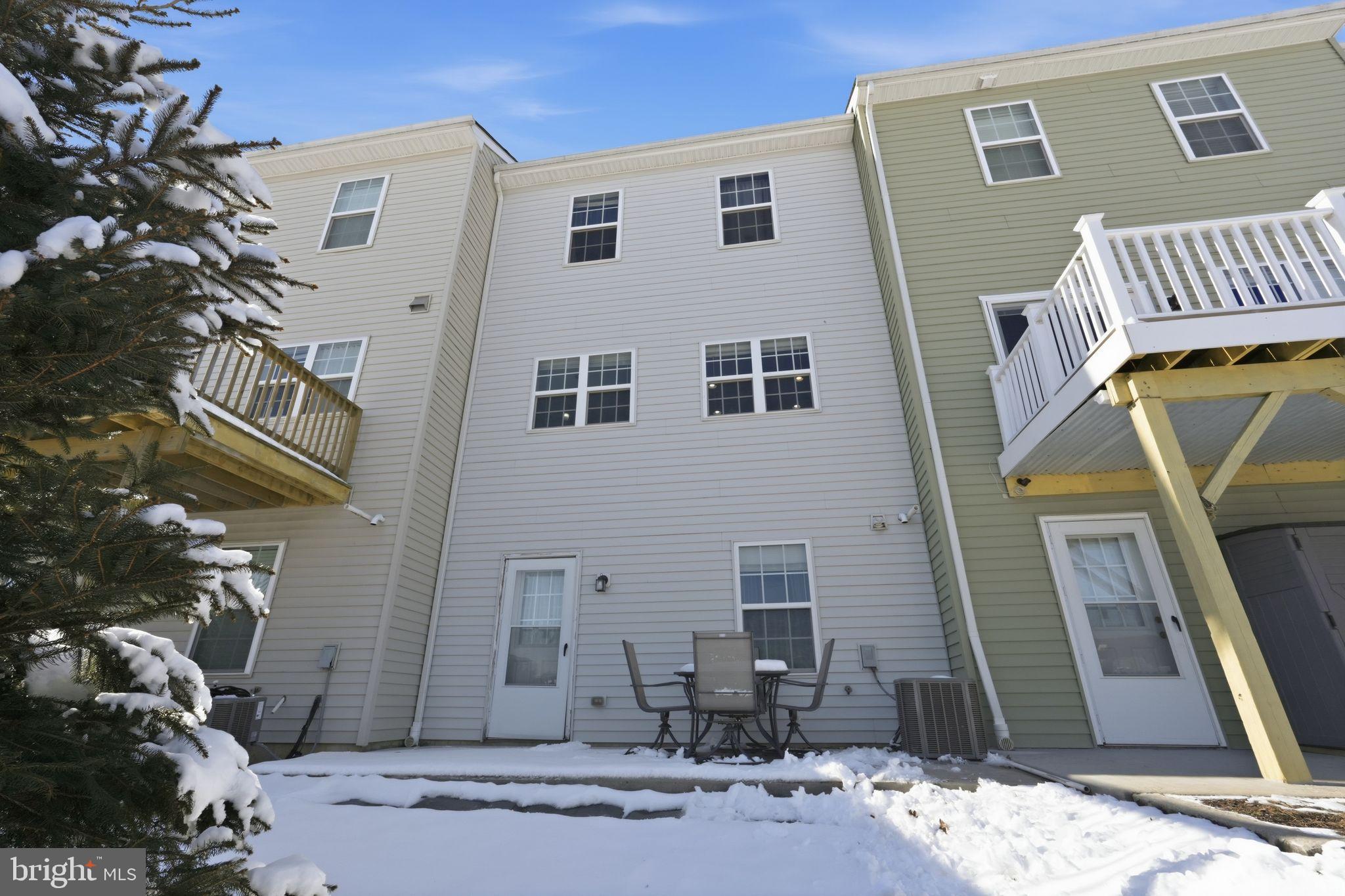 MERCER CT - Residential