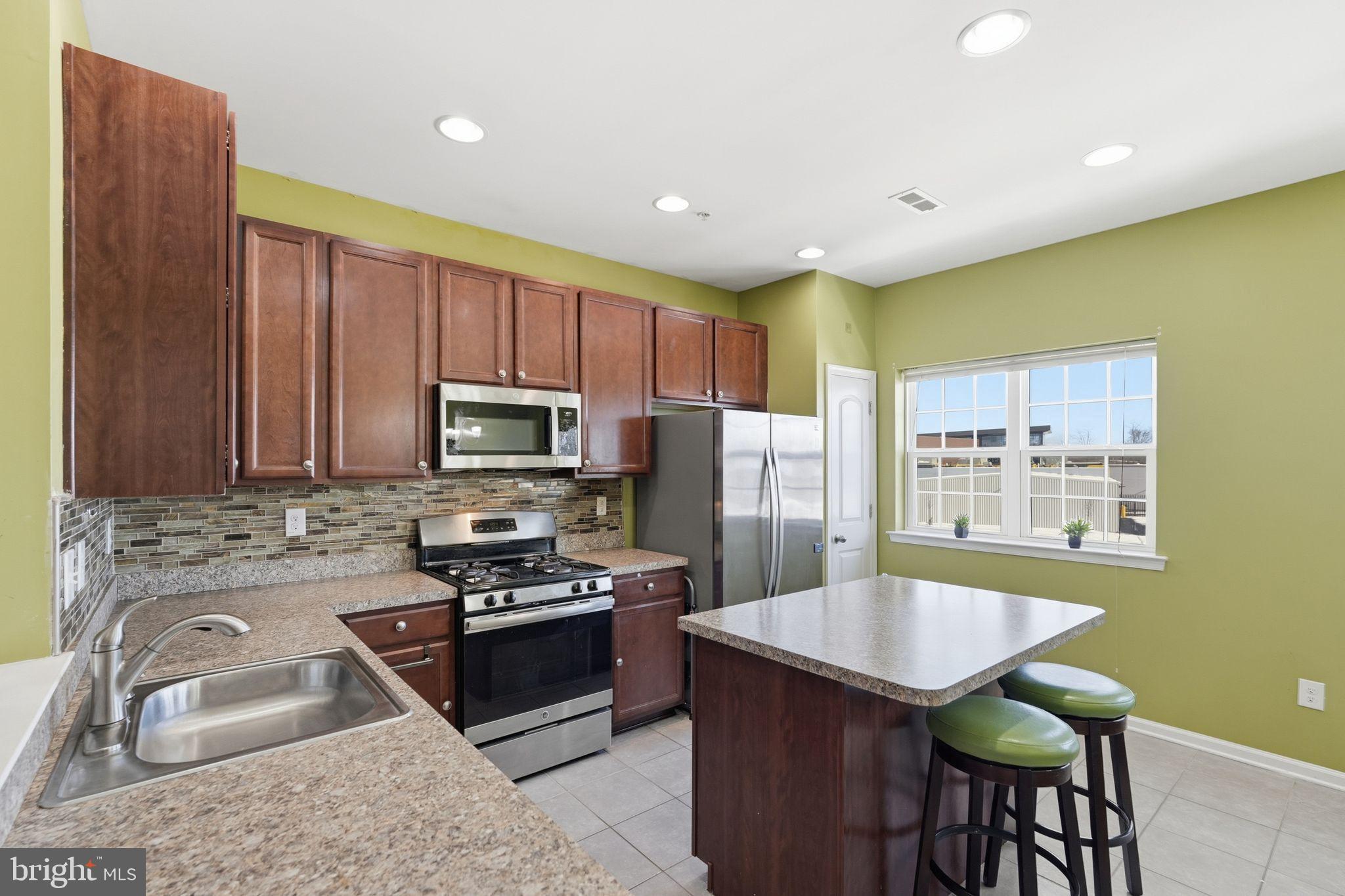 MERCER CT - Residential