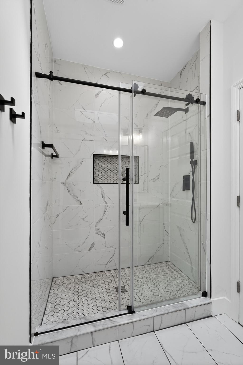 PORT RICHMOND - Residential