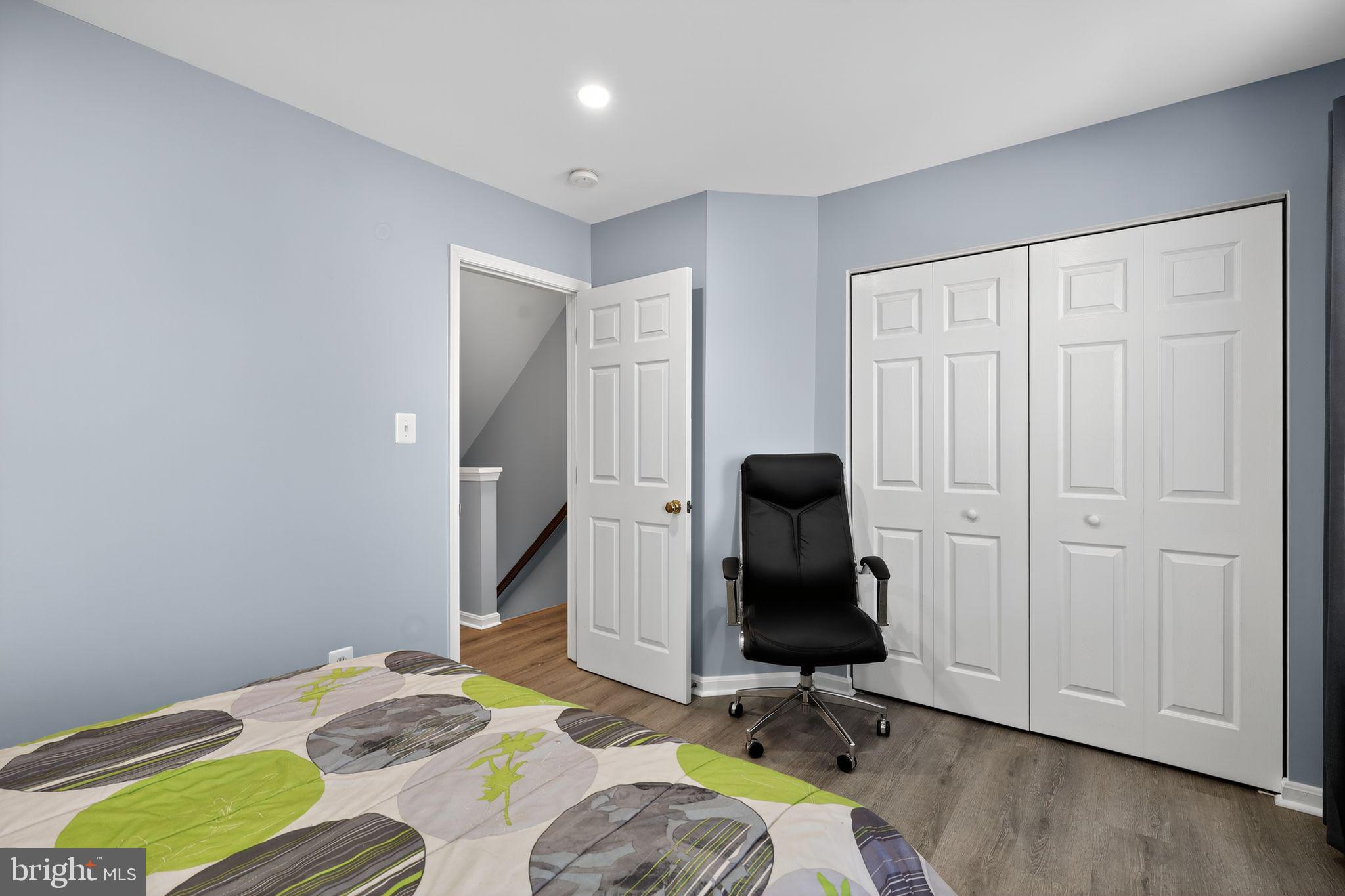 TRAILSIDE - Residential