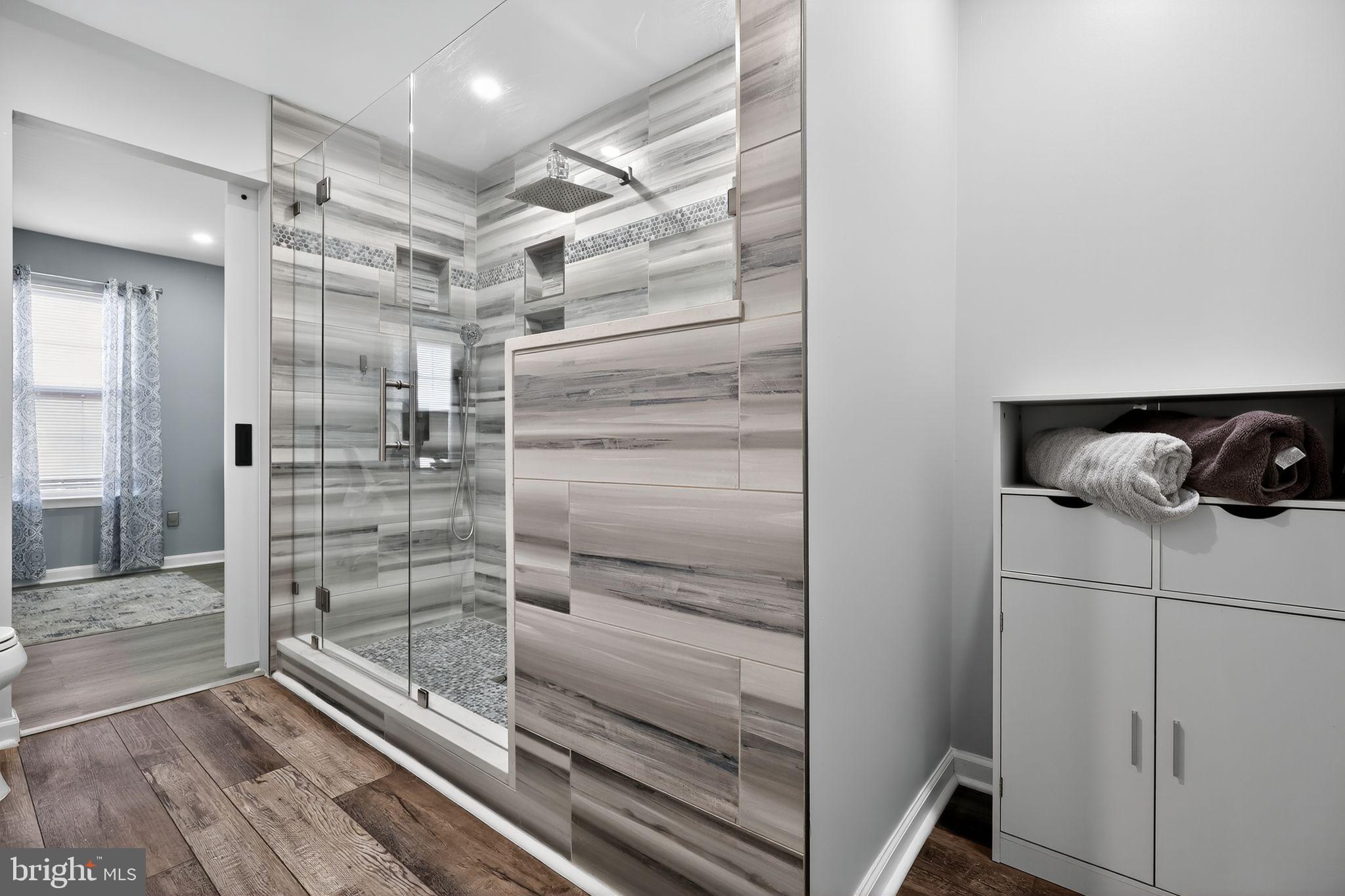 TRAILSIDE - Residential