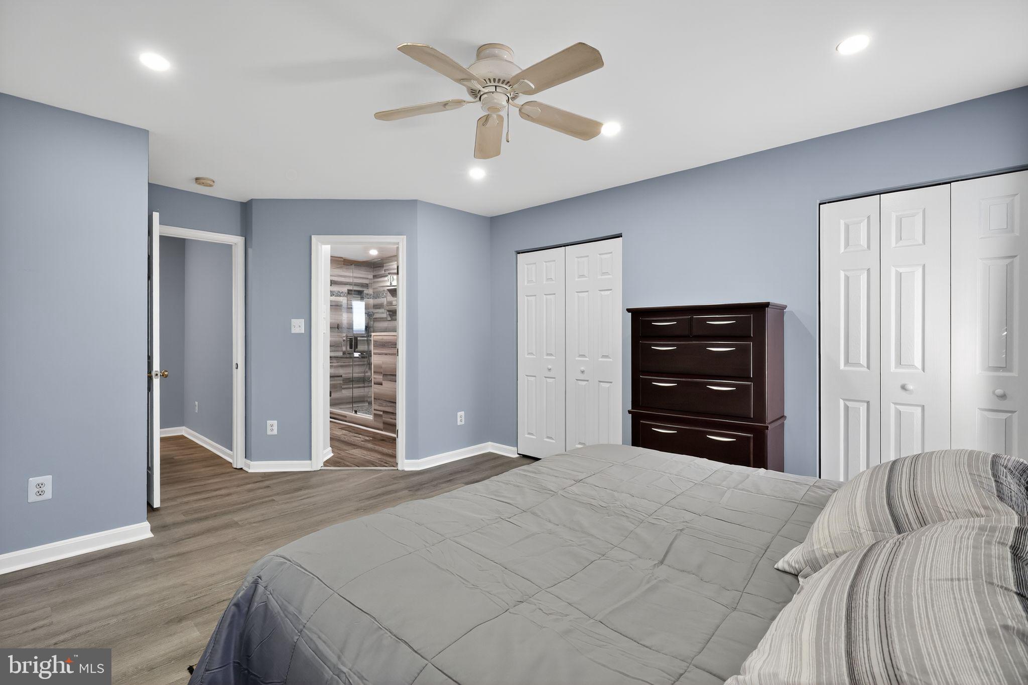 TRAILSIDE - Residential