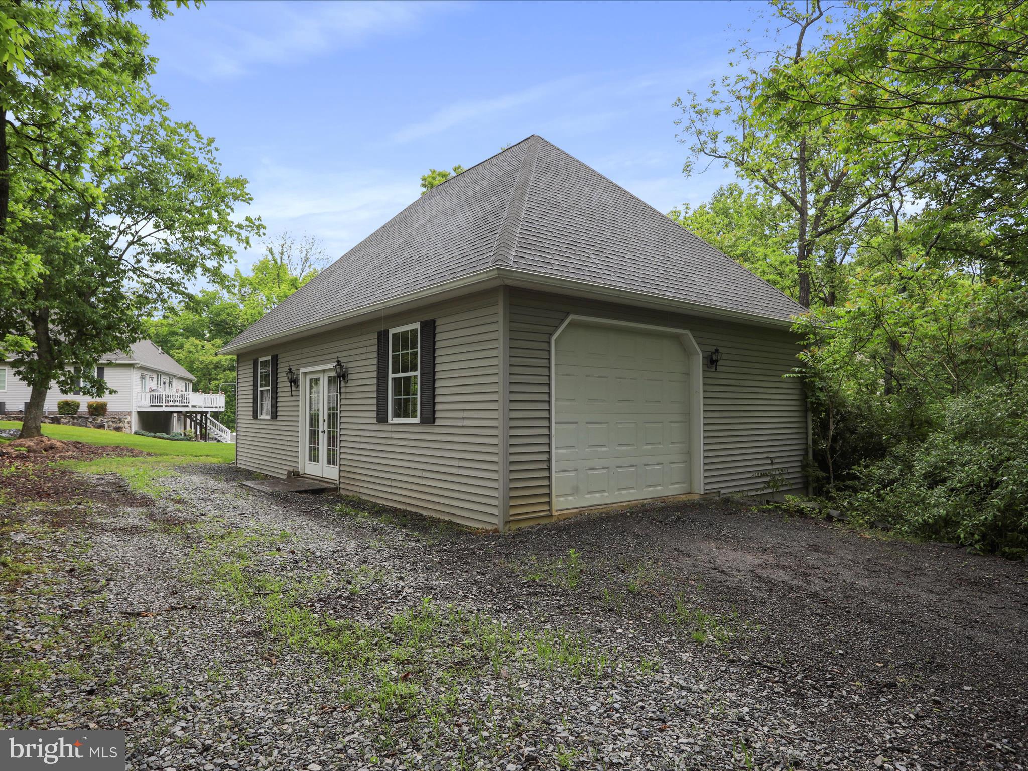 CORNERSTONE - Residential