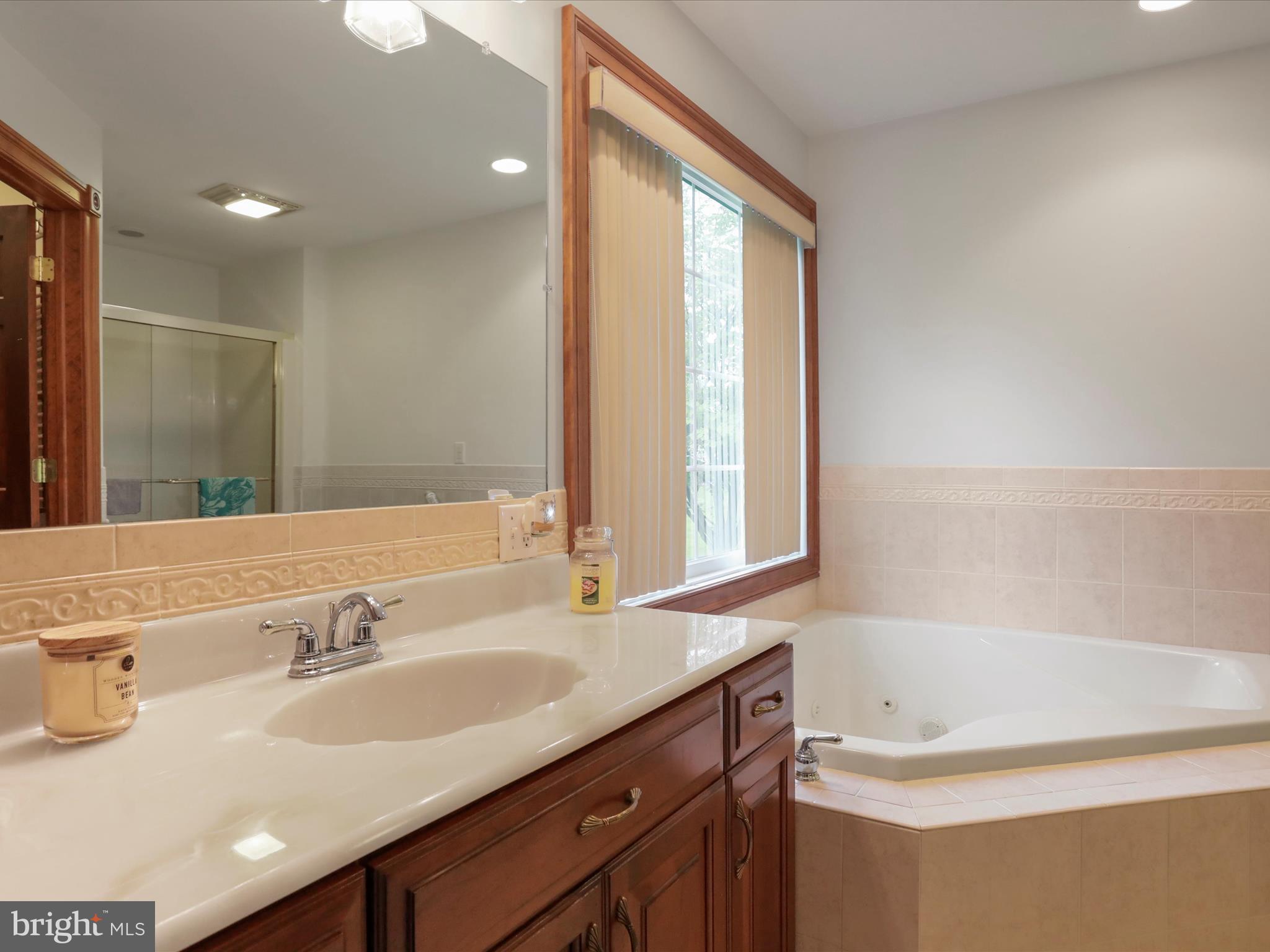 CORNERSTONE - Residential