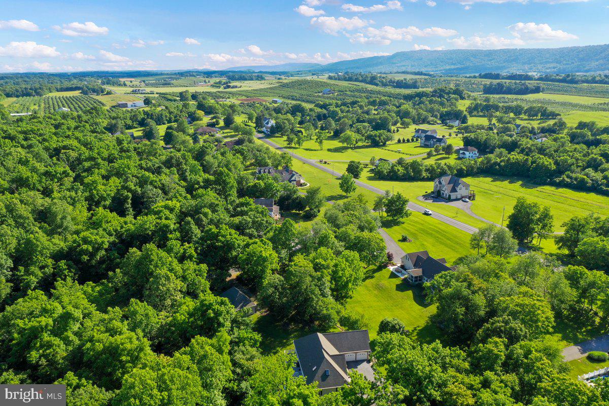 CORNERSTONE - Residential