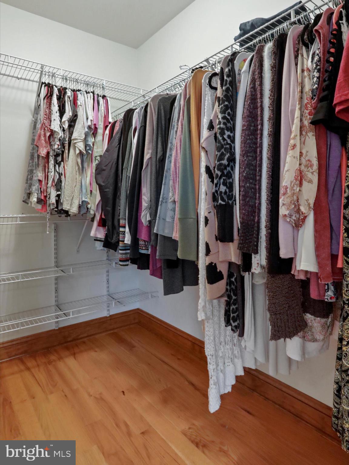 CORNERSTONE - Residential