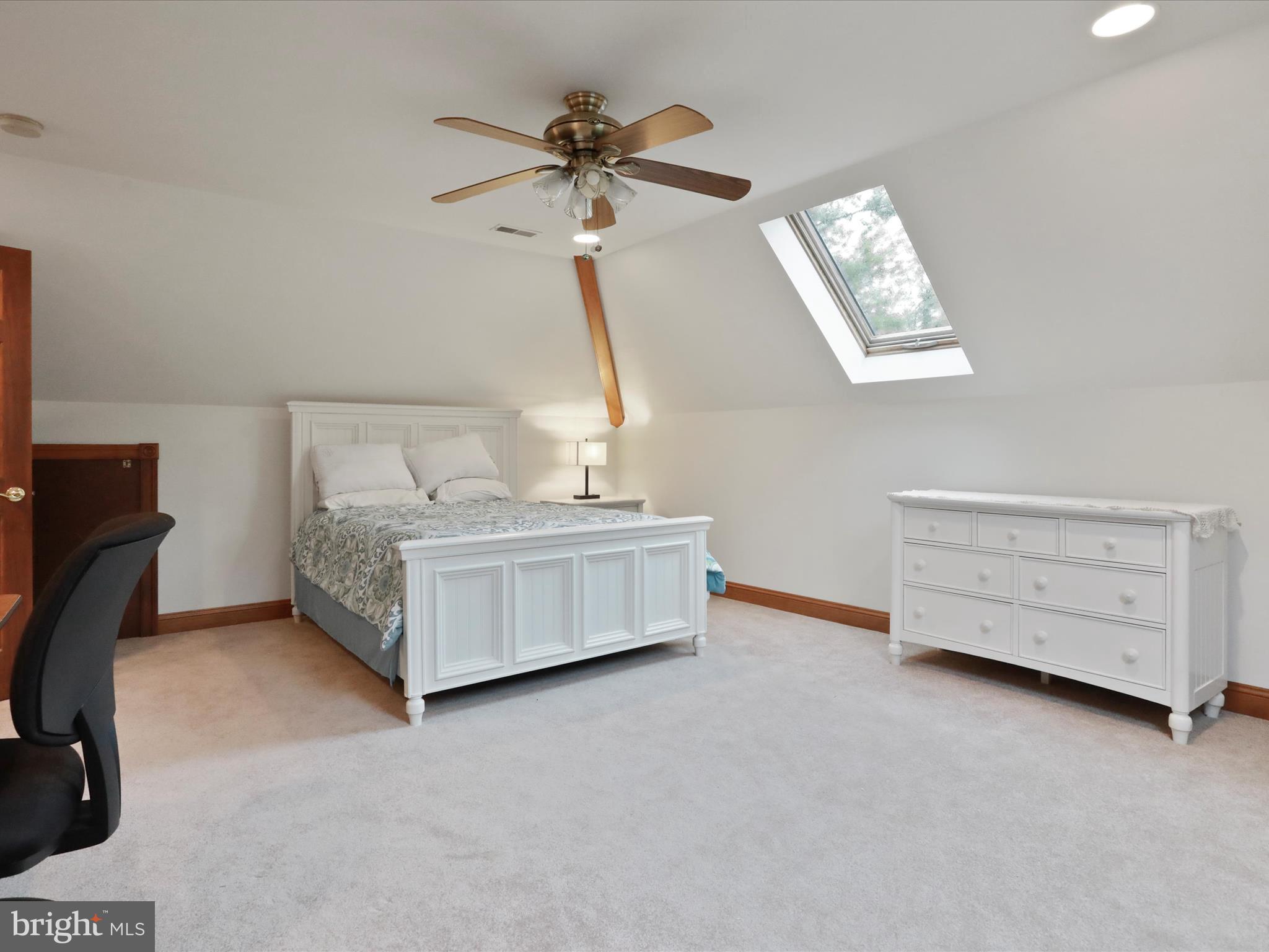 CORNERSTONE - Residential