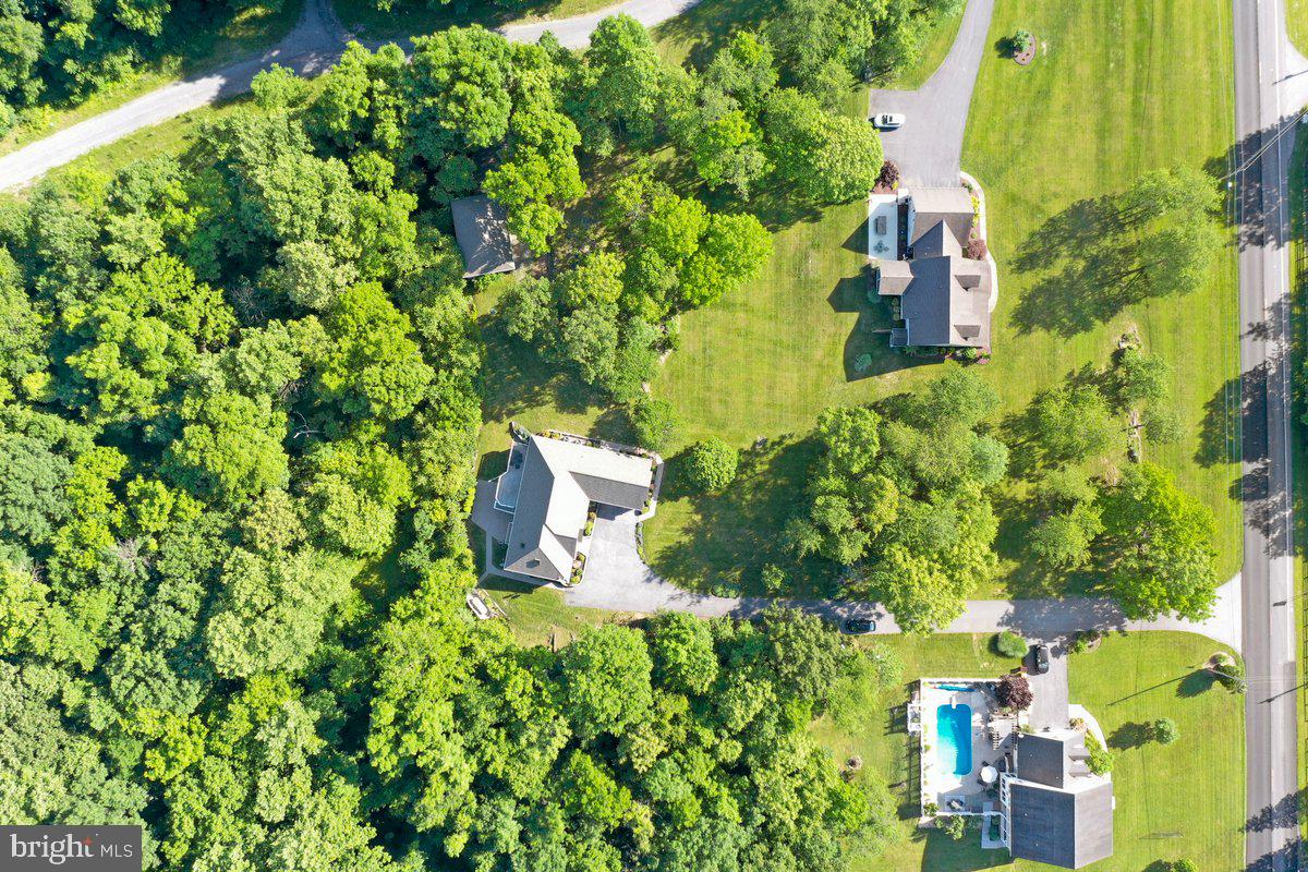 CORNERSTONE - Residential