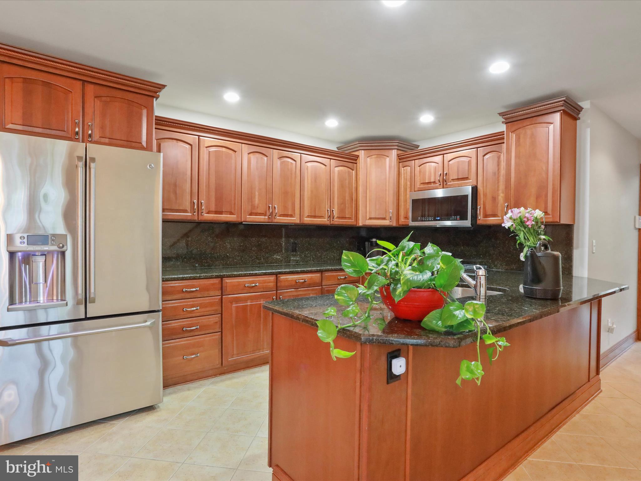 CORNERSTONE - Residential