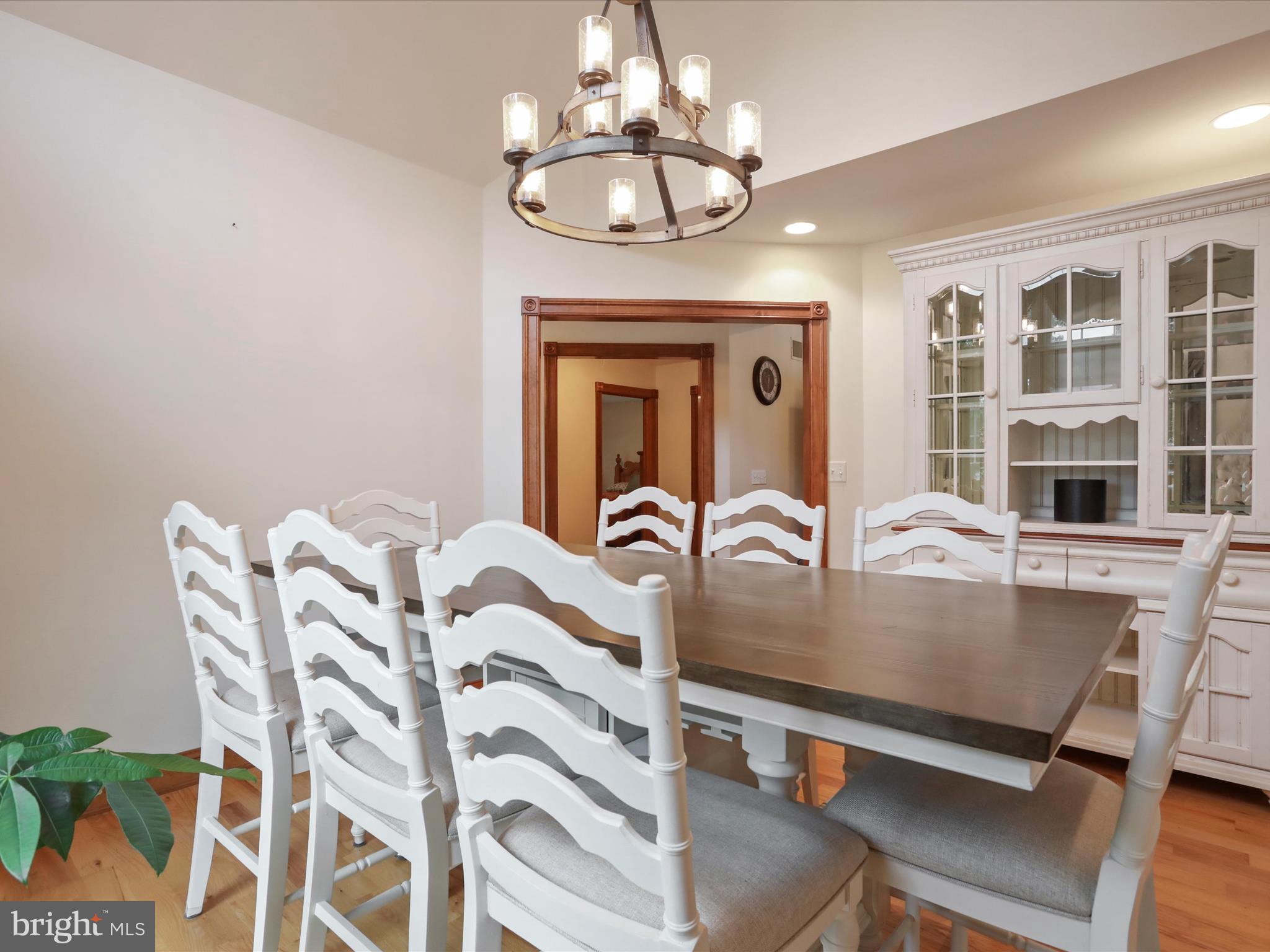 CORNERSTONE - Residential