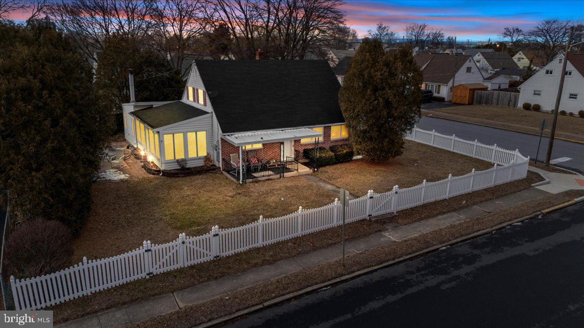 CHEROKEE RANCH - Residential