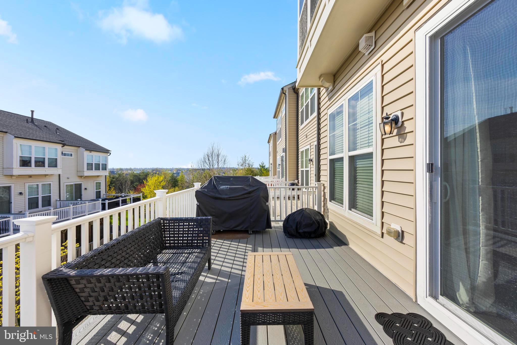 PEMBROOKE/VICTORY LAKES - Residential