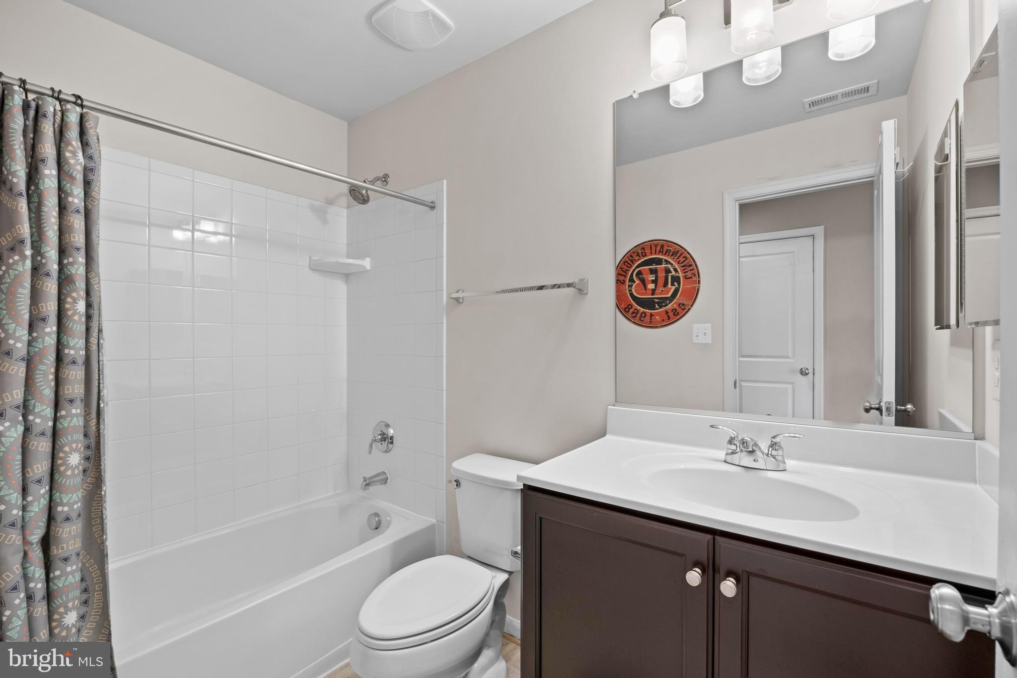 PEMBROOKE/VICTORY LAKES - Residential