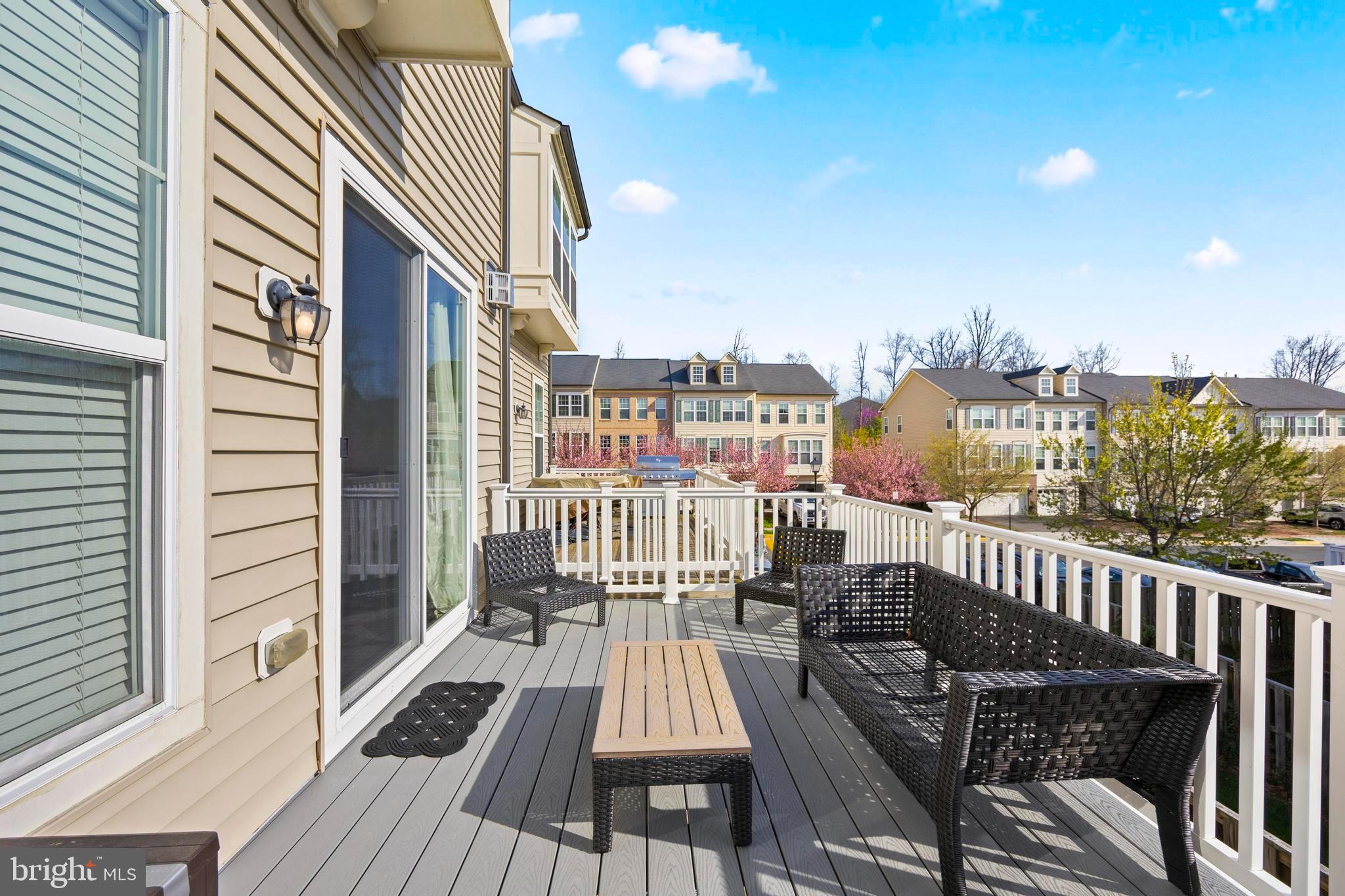 PEMBROOKE/VICTORY LAKES - Residential