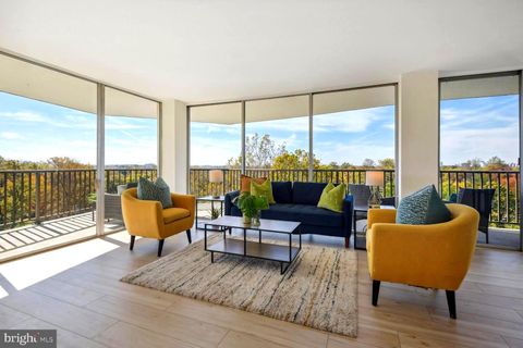 Photo of 3333 University Boulevard W #802, Kensington, MD 20895 (MLS # MDMC2110656)