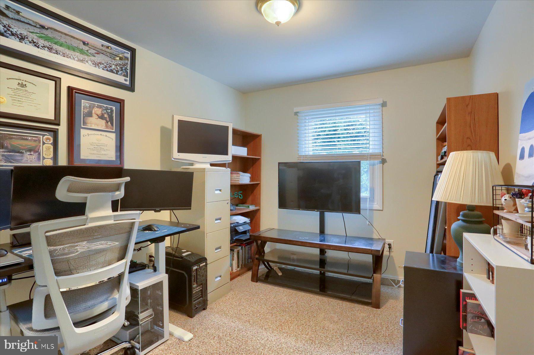 ARLINGTON HILLS - Residential