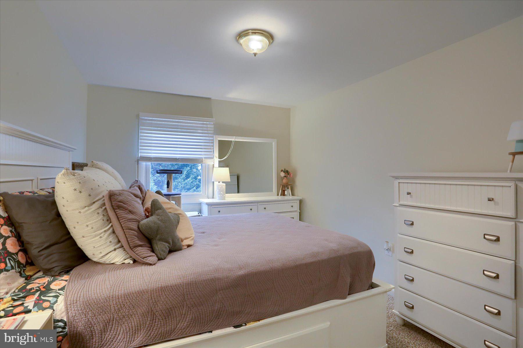 ARLINGTON HILLS - Residential