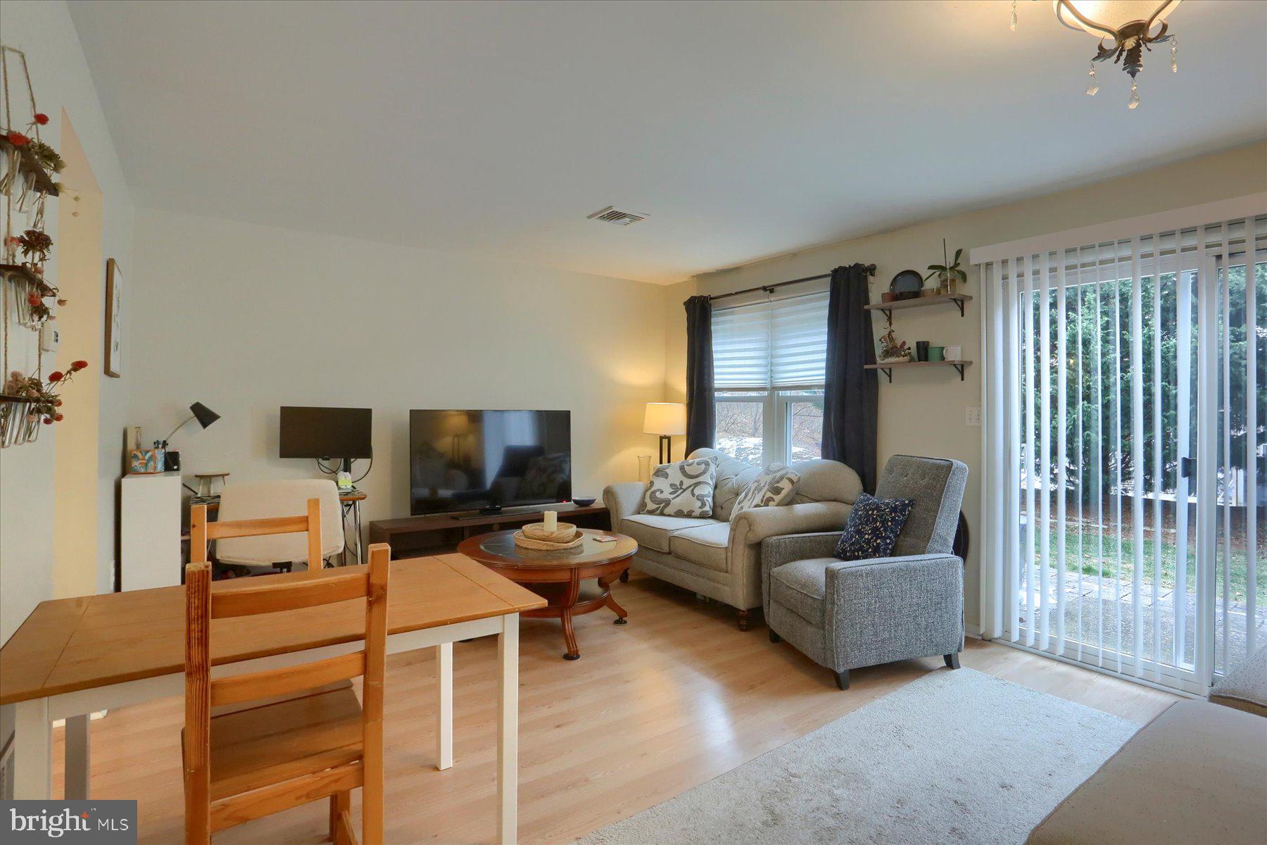 ARLINGTON HILLS - Residential