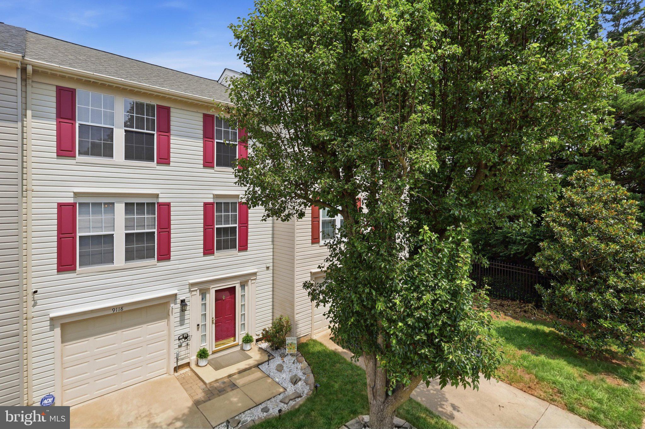 9118 VERBENA COURT