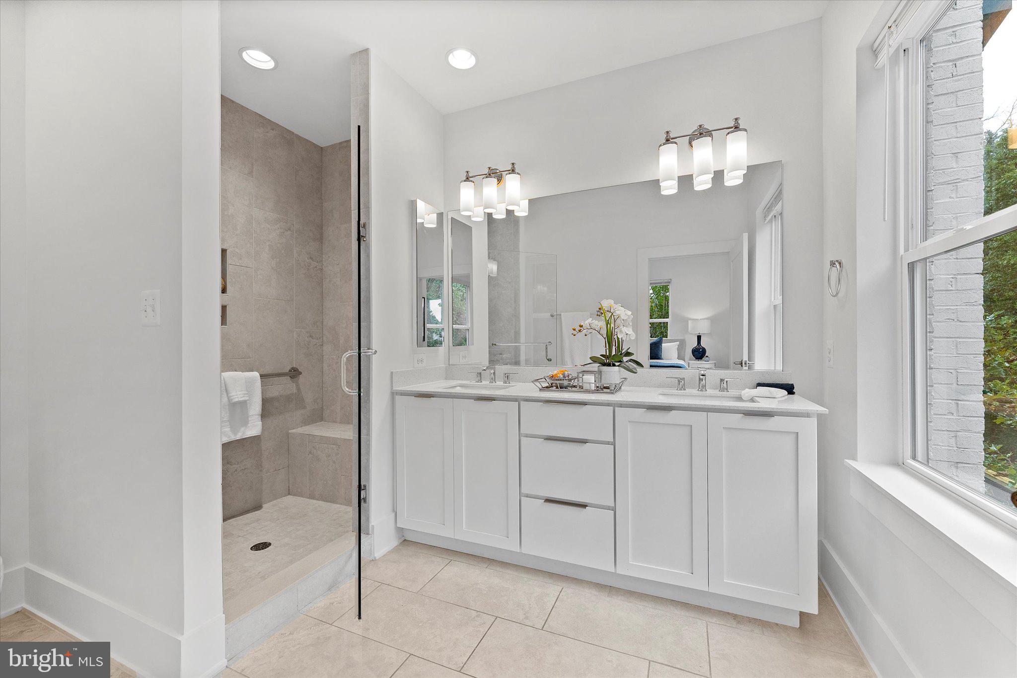 CABIN JOHN VILLAGE - Residential