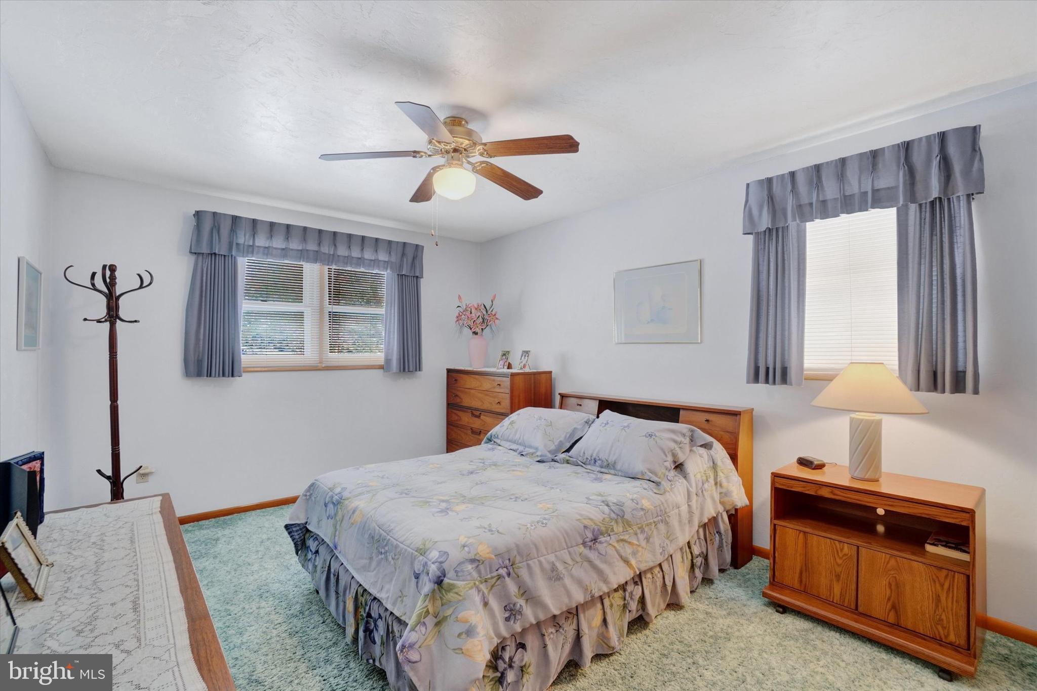 SHERWOOD FOREST - Residential