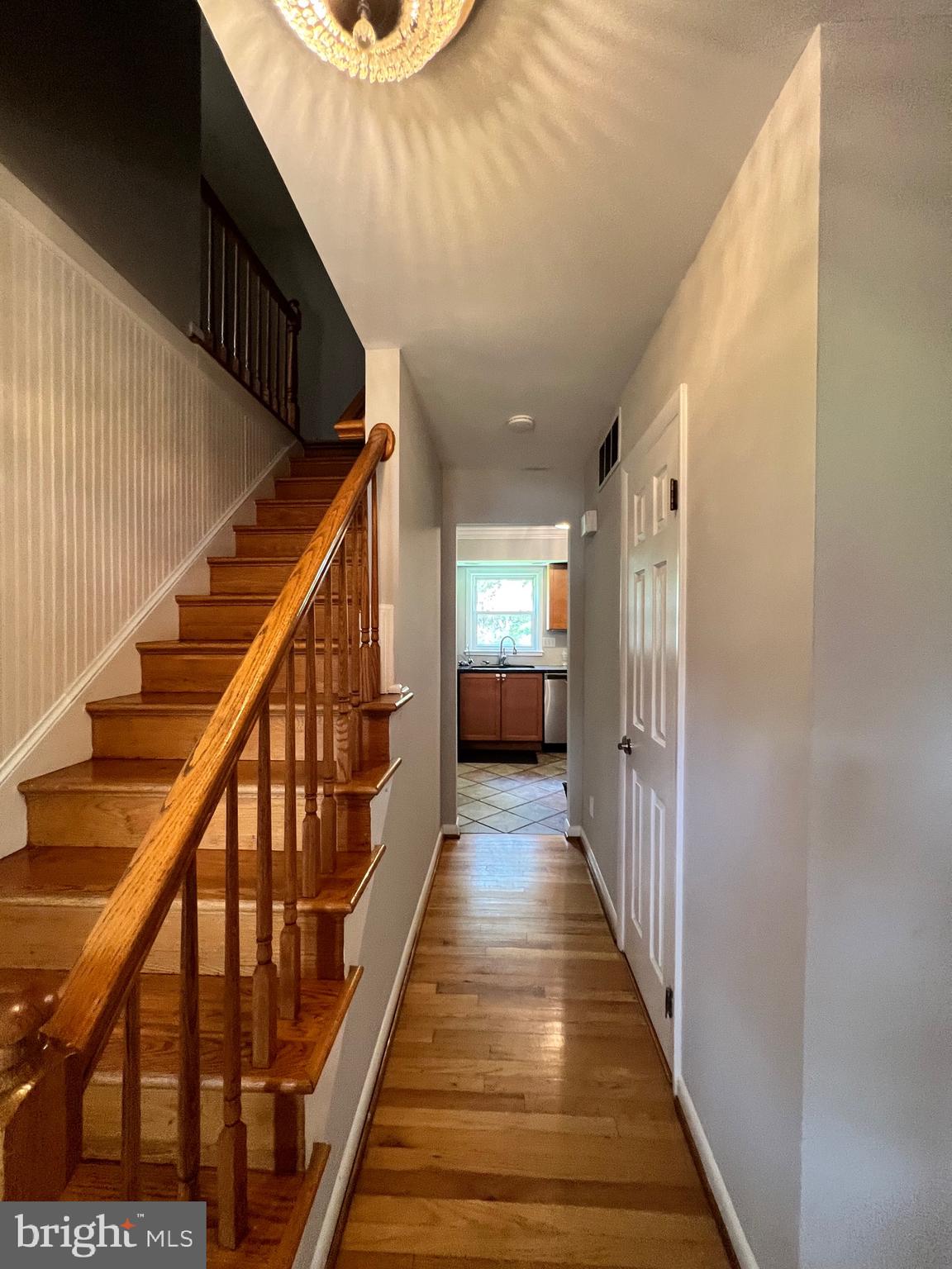 LANDMARK SQUARE - Residential