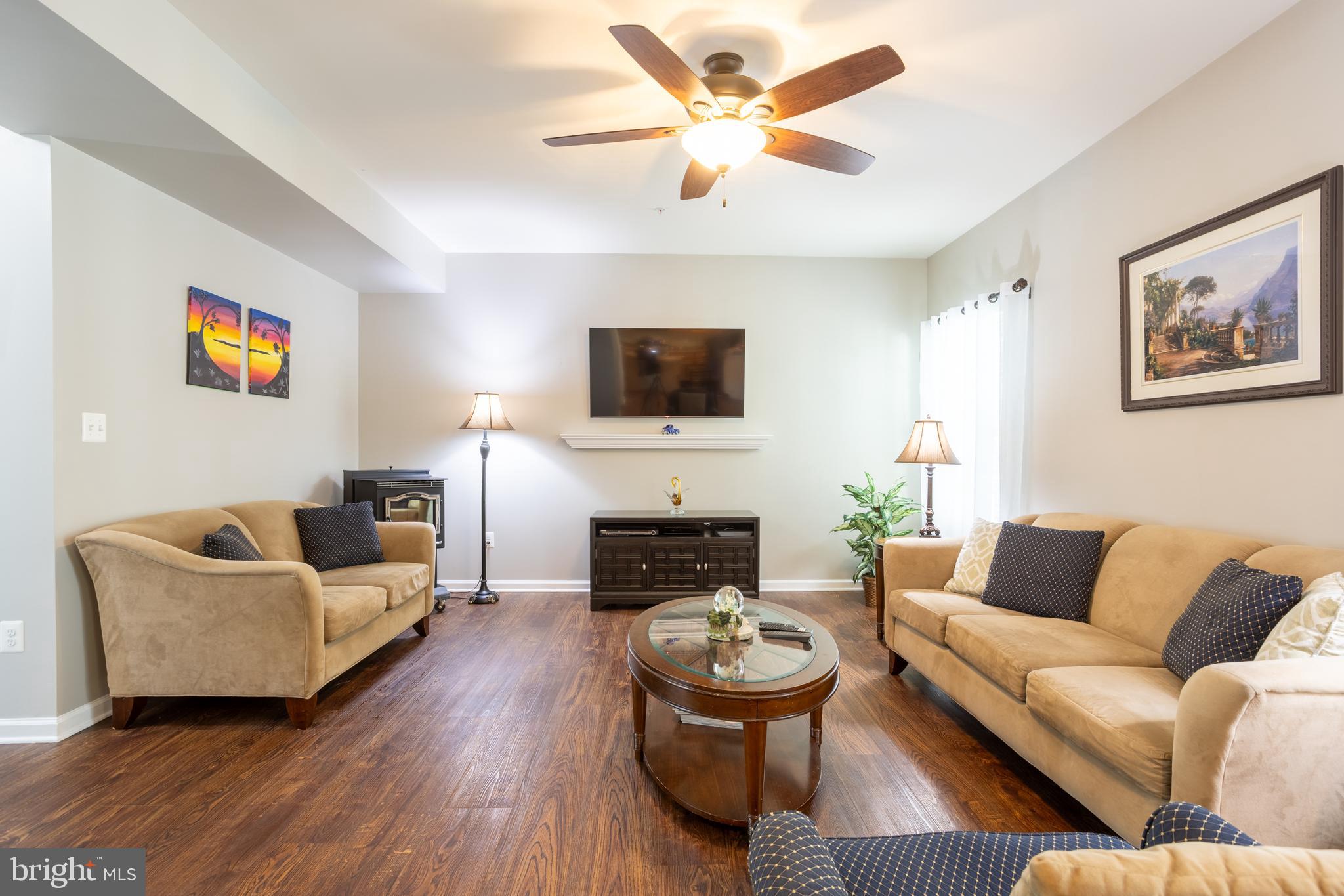 COOL SPRINGS - Residential